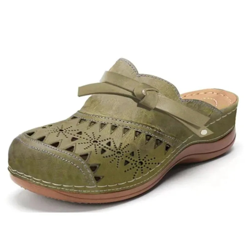 Emily - Everyday Comfort Clogs