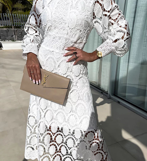 Victoria – Romantic Lace Dress