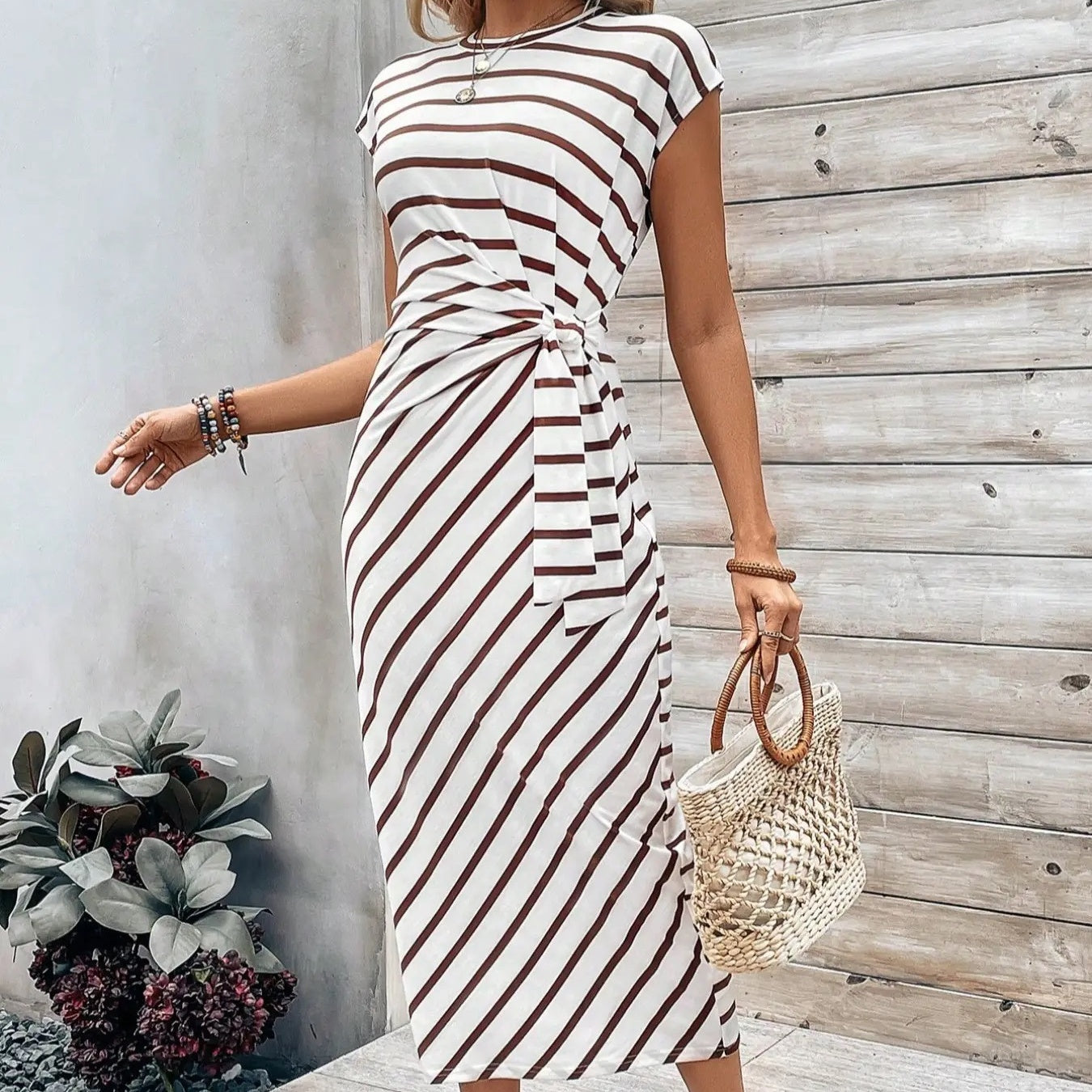 🥳SALE 60% OFF! 🥳💞50K+ SOLD!🌸Women's Knot Bodycon Dress – Leopard print, tummy-flattering knot. Comfy & chic for parties or date nights. Feel gorgeous. ✨🌹